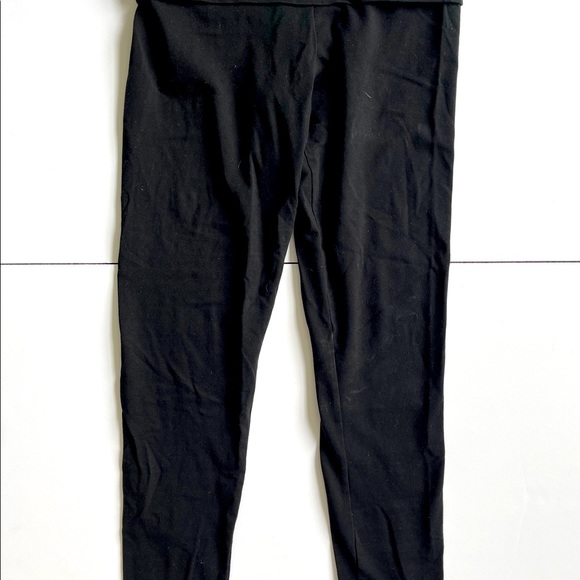 PINK Victoria’s Secret Leggings! - Picture 4 of 4